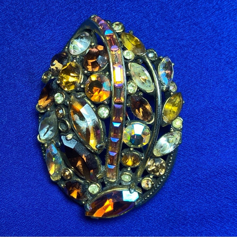 VINTAGE 1959 Hollycraft Amber Aurora Borealis Rhinestone Brooch Pin Oval